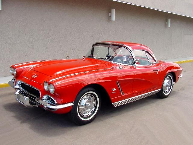 1962chevroletcorvetteroadster.jpg