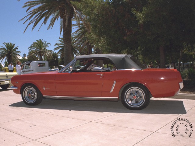 1965mustangconvertible.jpg